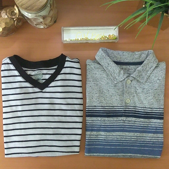 2 for 1 boys T-shirts great condition both size L - Picture 2 of 14